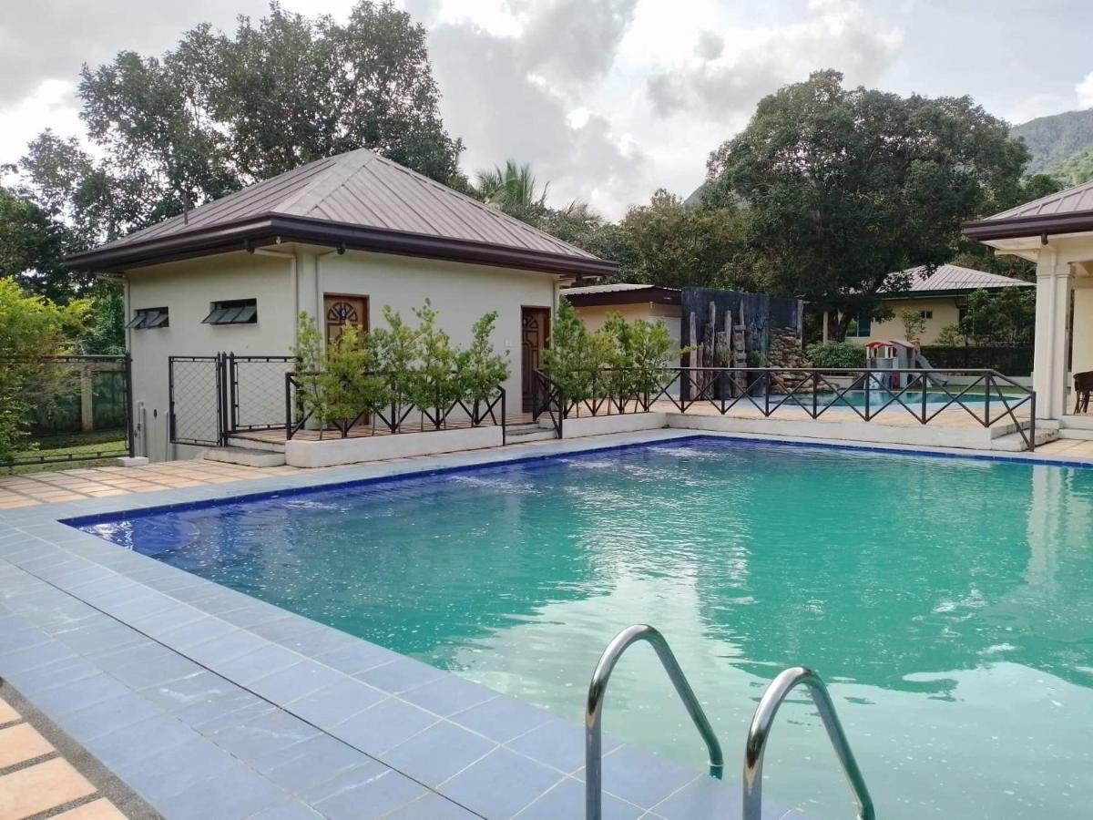 Villa Marilyn Resort And Hotel 科隆 外观 照片