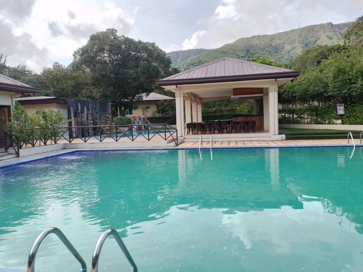 Villa Marilyn Resort And Hotel 科隆 外观 照片