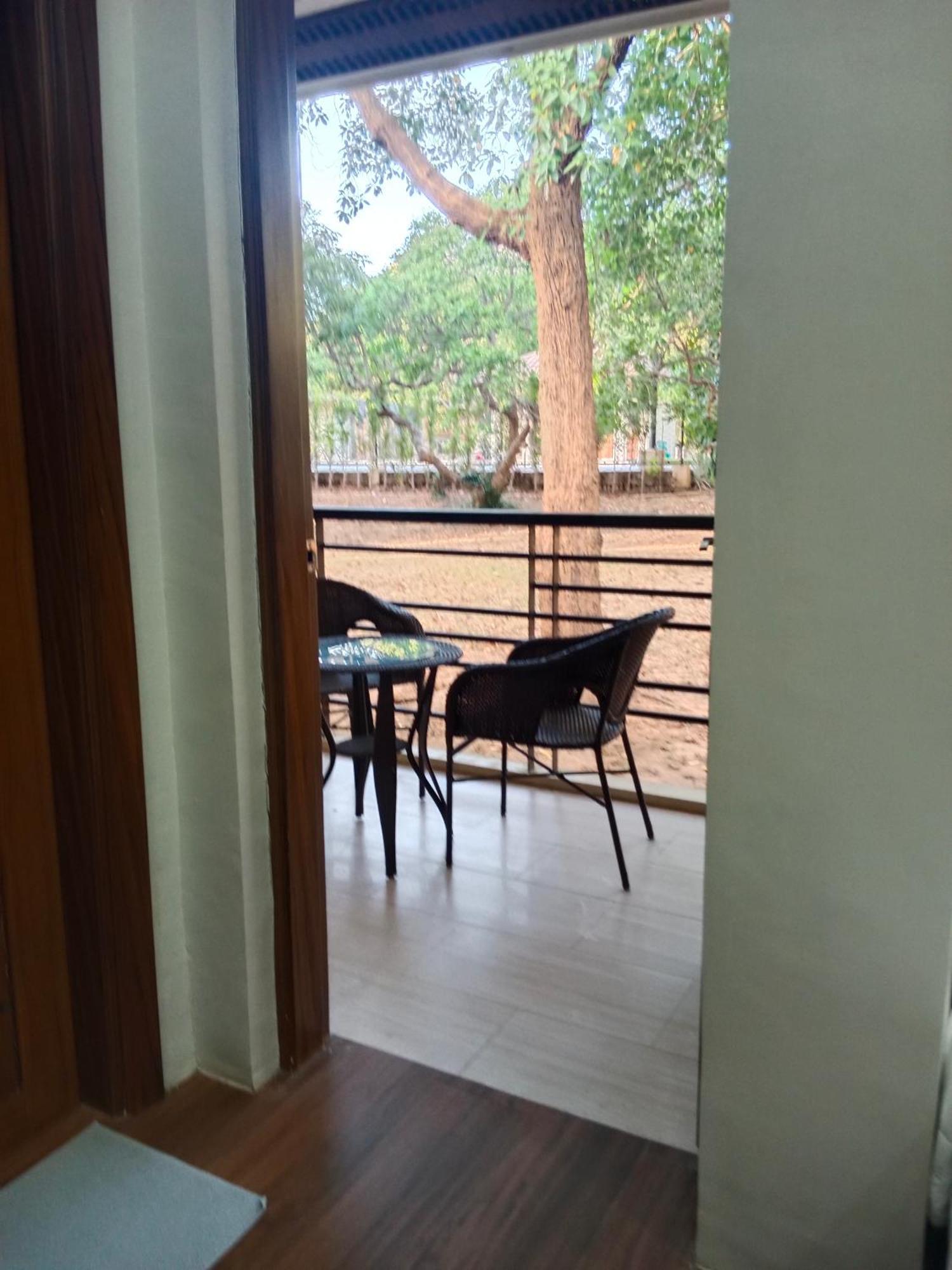Villa Marilyn Resort And Hotel 科隆 外观 照片