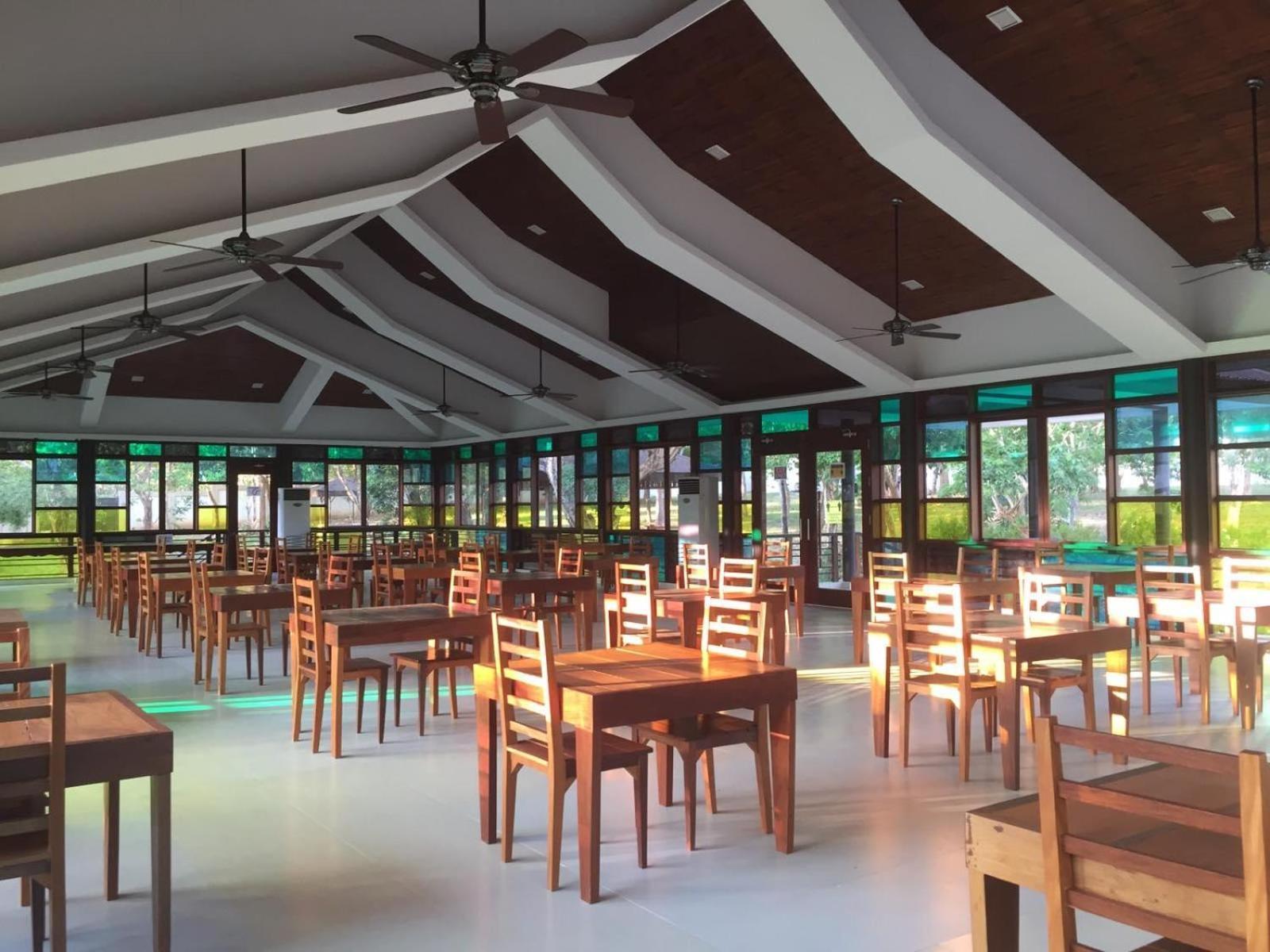 Villa Marilyn Resort And Hotel 科隆 外观 照片