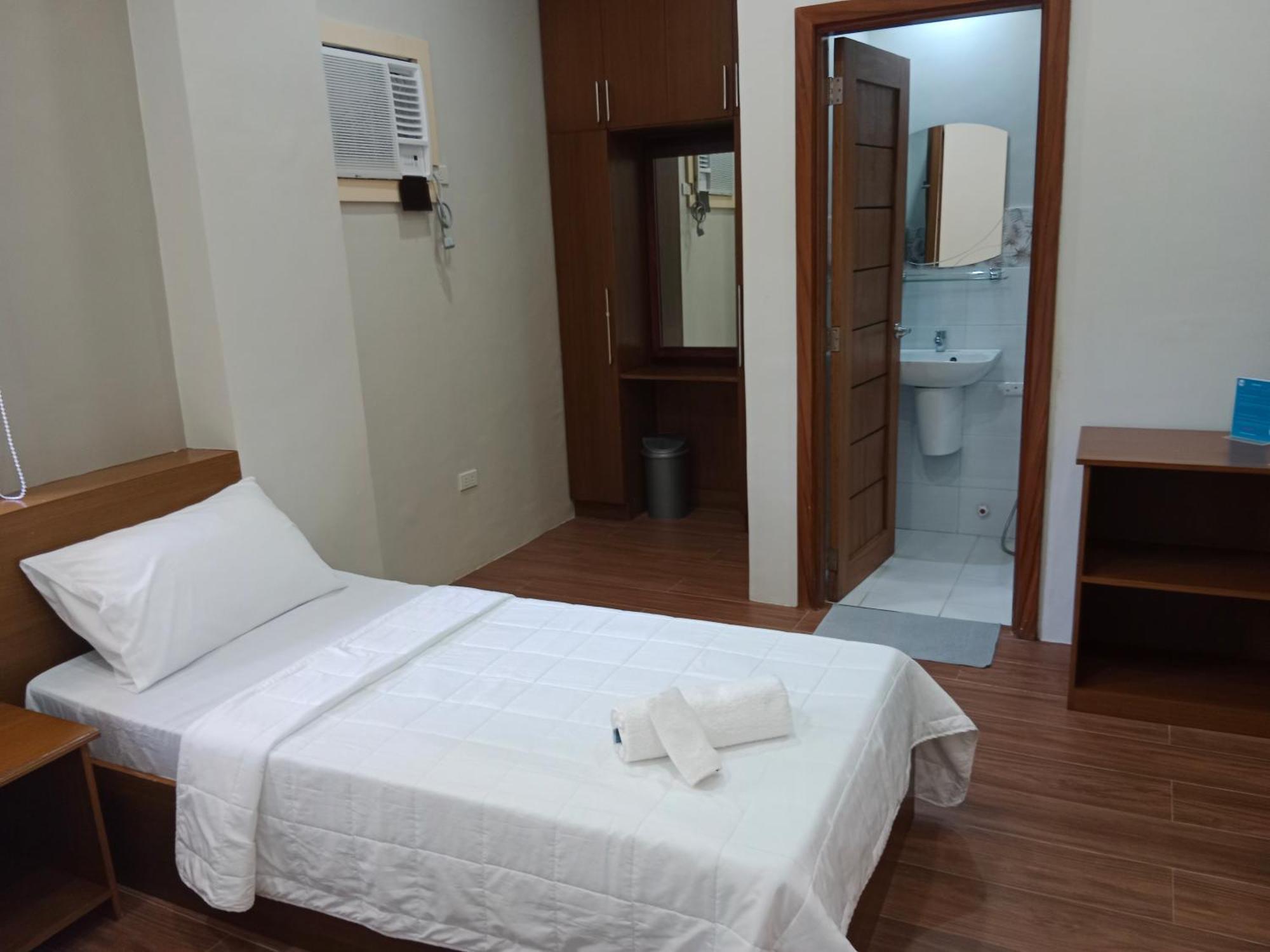 Villa Marilyn Resort And Hotel 科隆 外观 照片